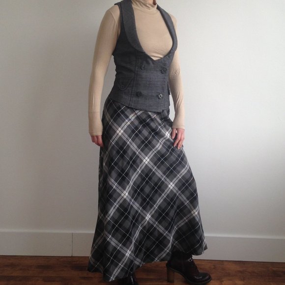 Limité - Grey & White Plaid Maxi Skirt - Picture 13 of 13